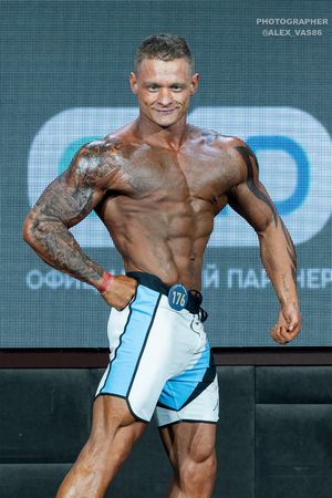 MEN'S ATHLETIC 174